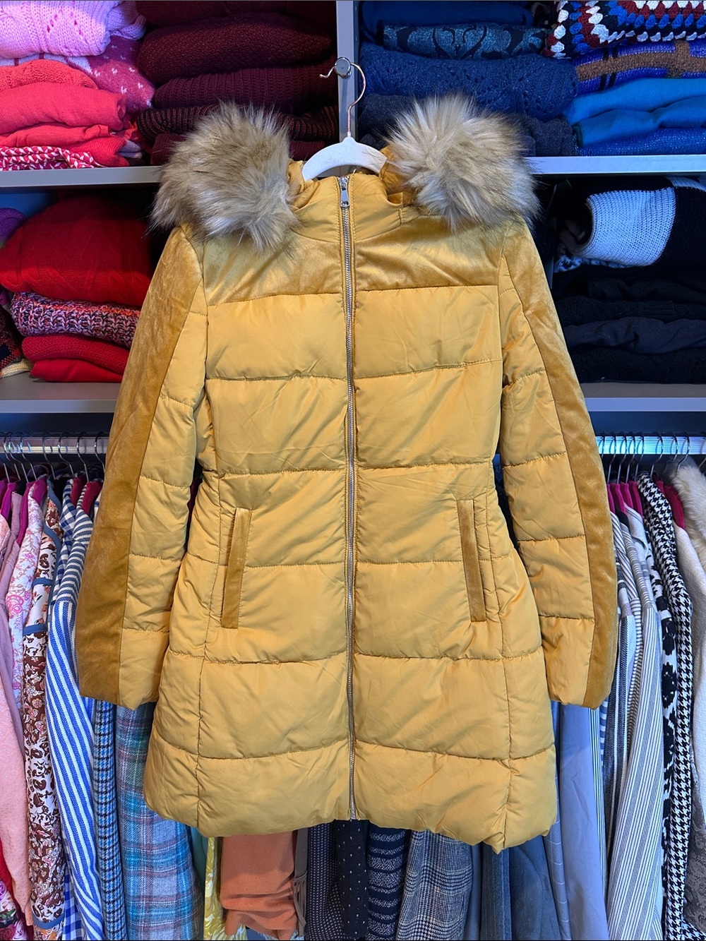 LA Coalition mustard 2 pocket detachable hooded puffer coat size S NWT